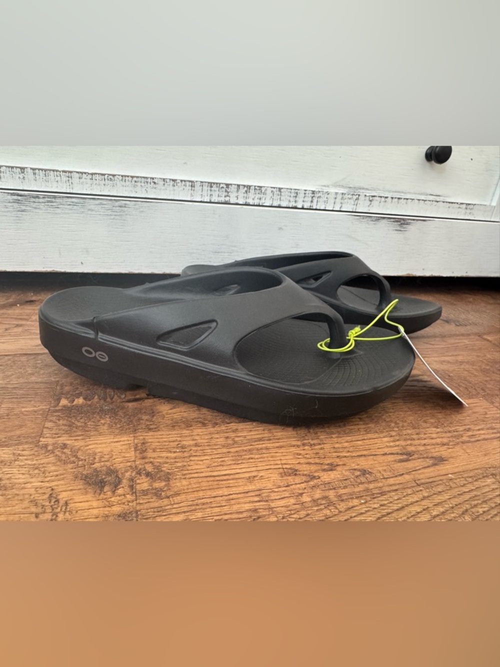 NEW Oofos Original Ooriginal Recovery Flip Flops Women's Size 8 - Picture 3 of 7